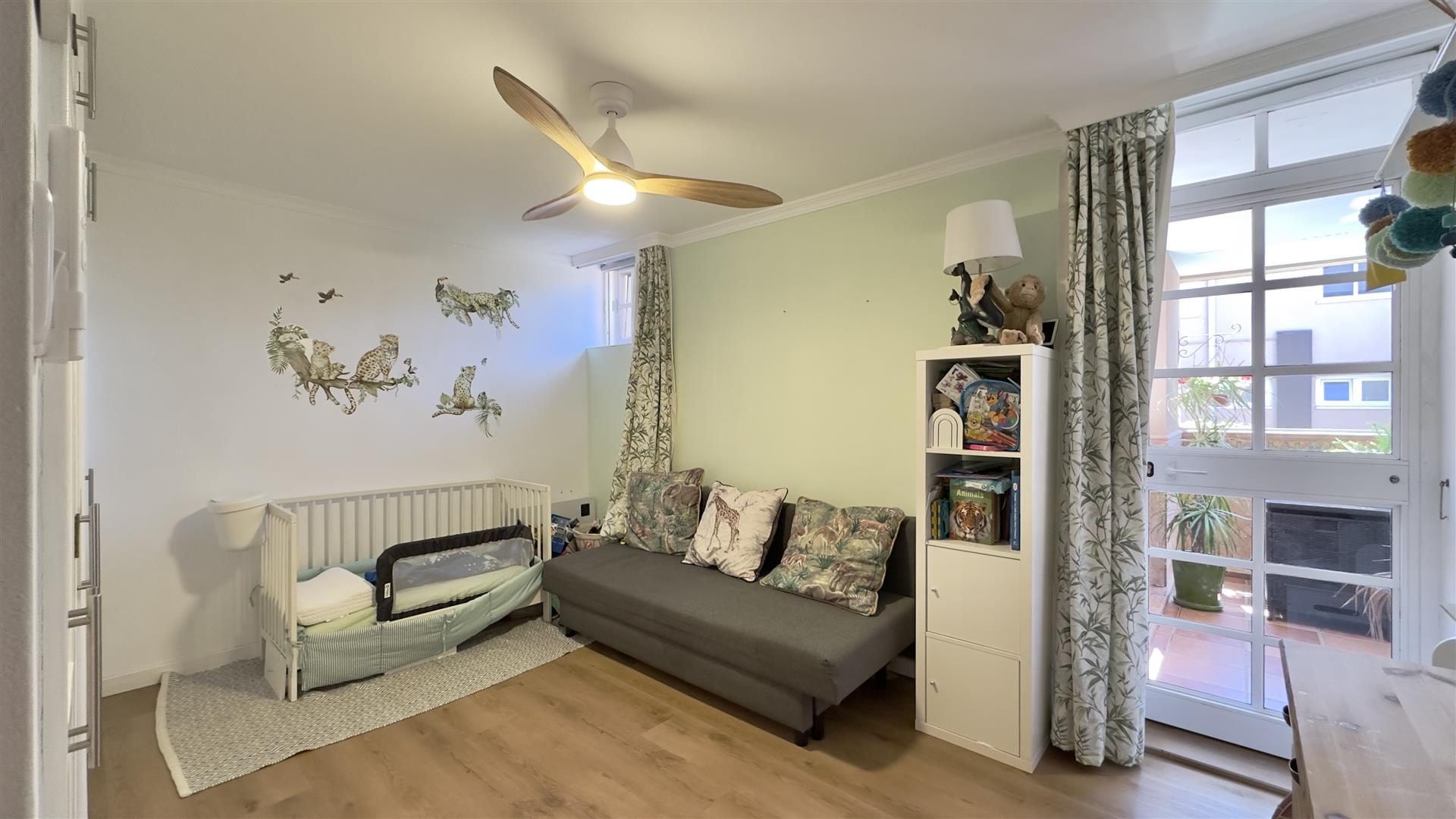  Image of Apartment - 2 Bedrooms - 1 Bathrooms for Sale in Elliot's Battery-Gibraltar, Image 6